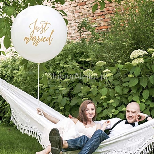 balon just married 1m.jpg