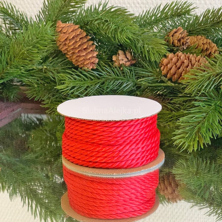 sznurek czerwony.jpg