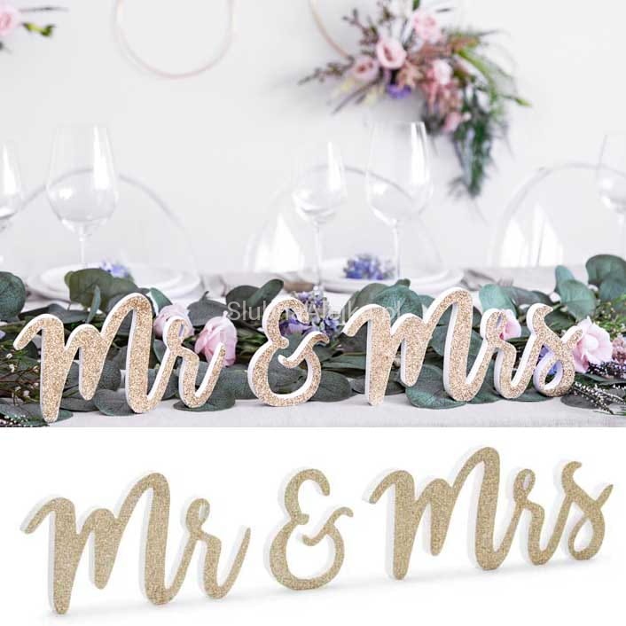napis mr mrs gold.jpg