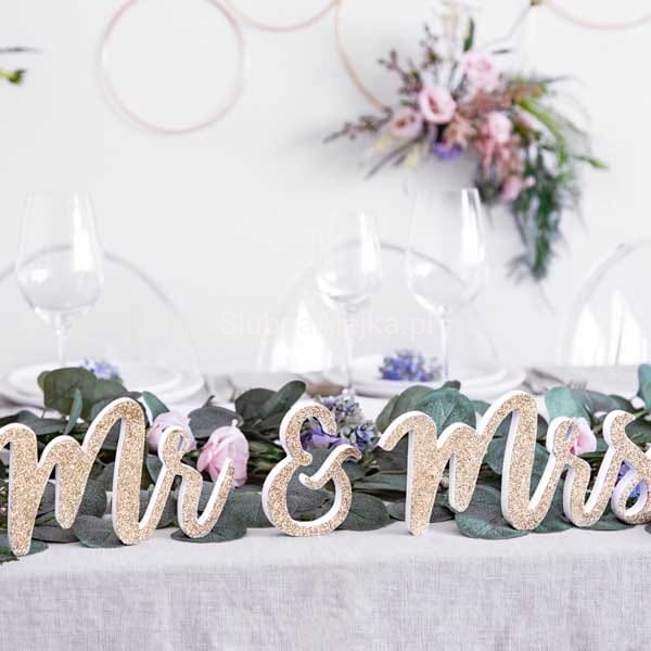 napis drewniany mr mrs.jpg