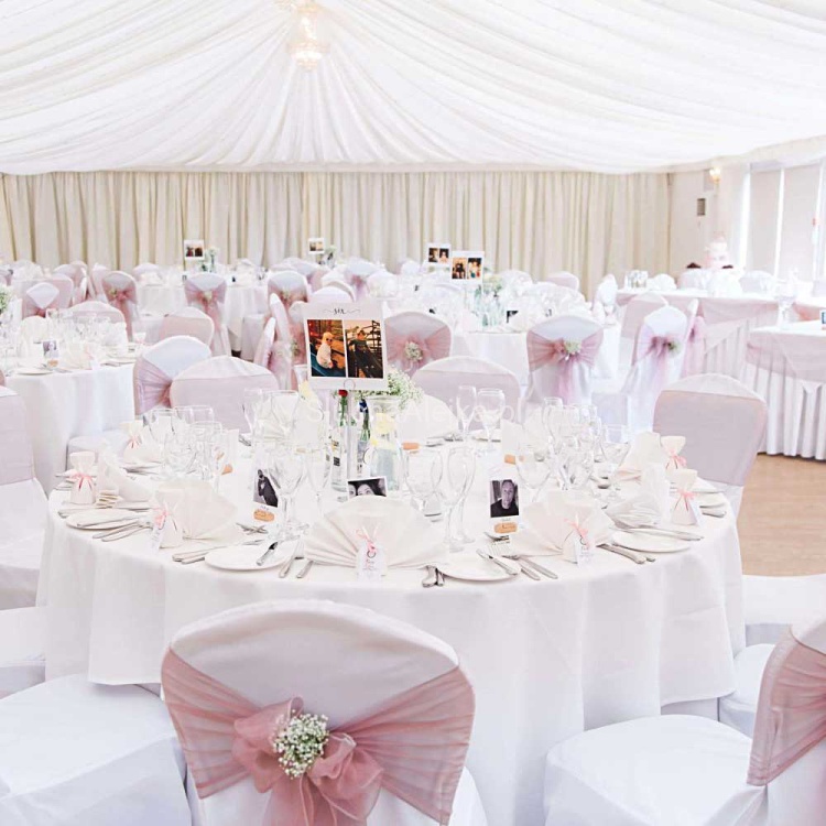 obrus bialy okrągły.jpg