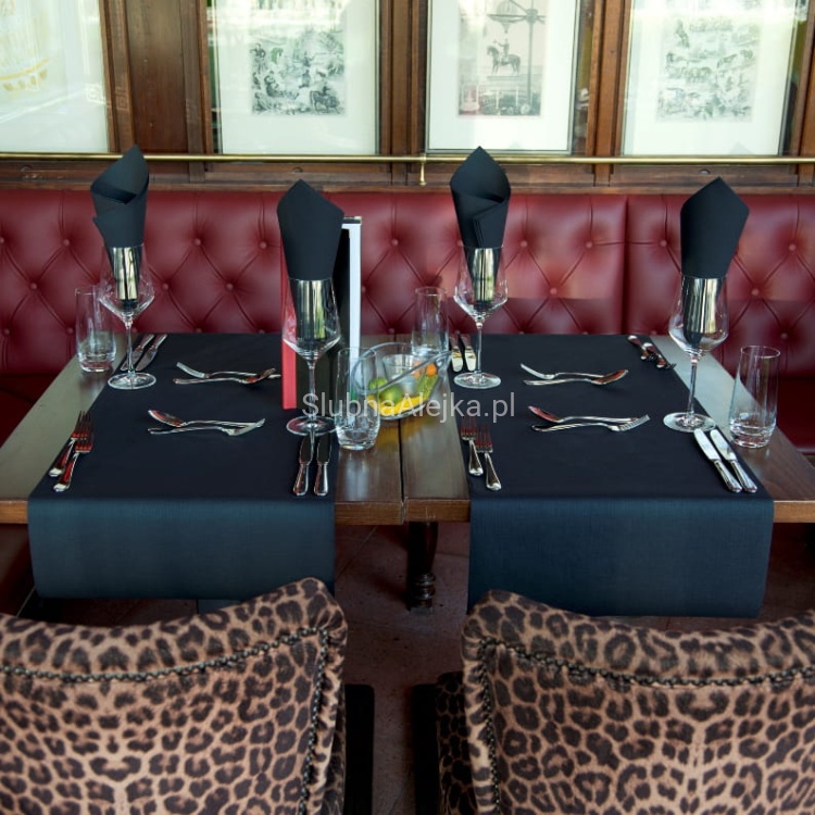 bieznik flizelinowy czarny.jpg