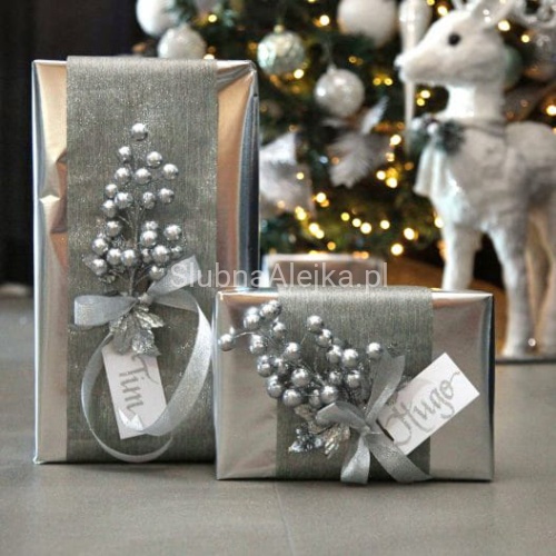 tasiemka satynowa srebrna 2,5 cm.jpg