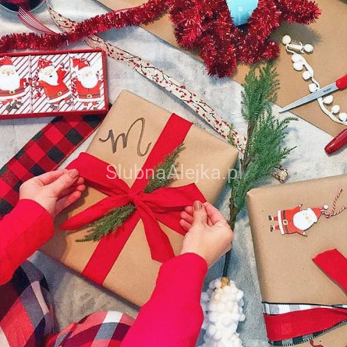 tasiemka satynowa czerwona do pakowania 5 cm n.jpg