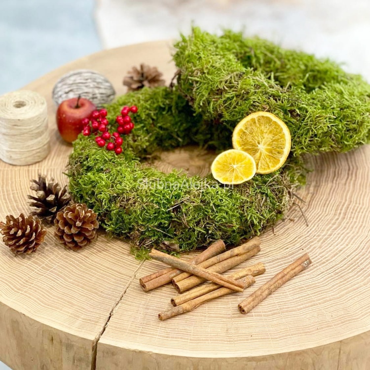 wianek z żywego mchu.jpg