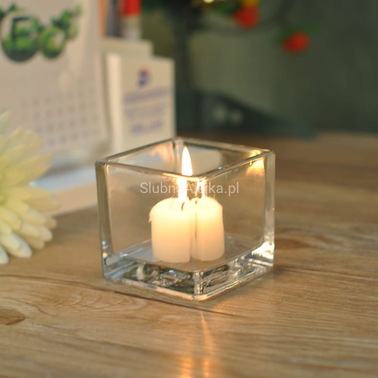 swiecznik szklany kostka 8x8.jpg