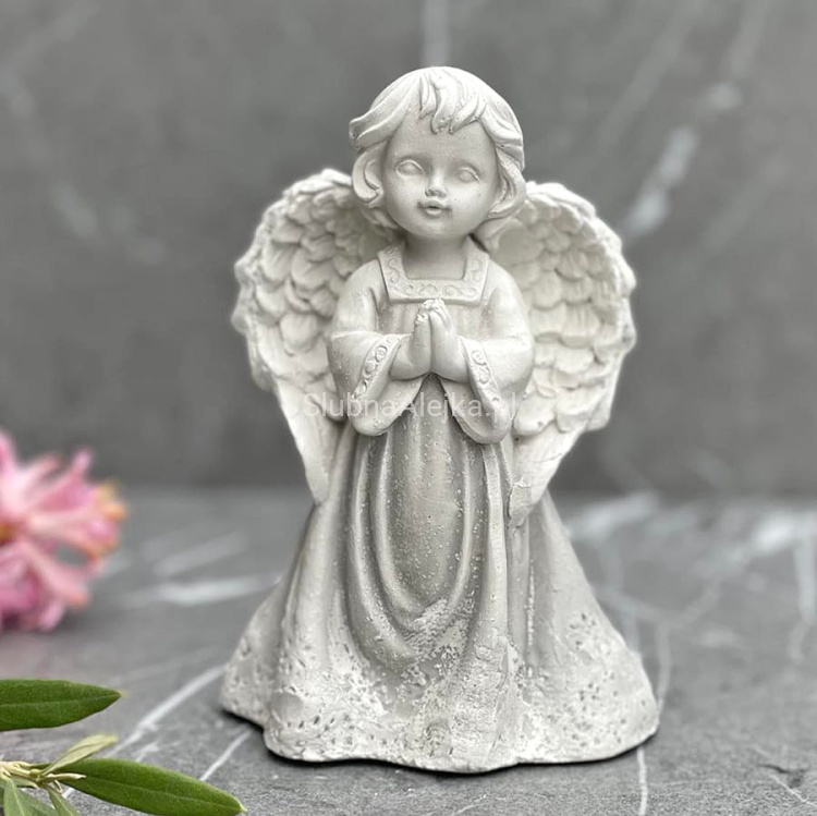 aniolek modlacy sie figurka komunijna 14 cm szary.jpg