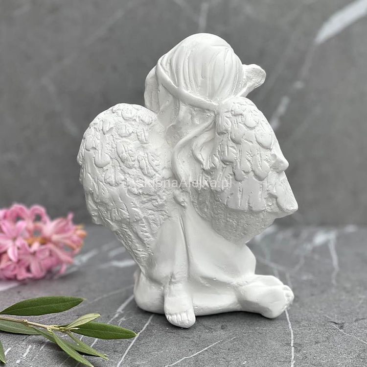 aniol duzy siedzacy bialy 17 cm.jpg