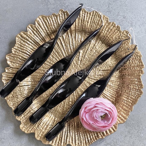 Świece Lakierowane Velvet Kręcone 27cm 4 szt. CZARNE 1.jpg