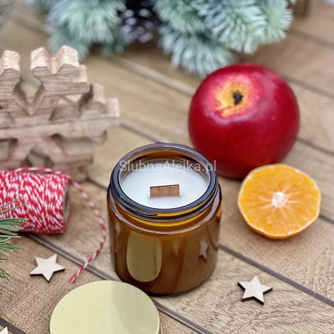 naturalna swieca sojowa z drewnianym knotem.jpg