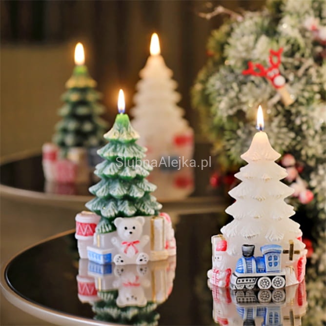 choinka xmas with gifts zielona.jpg