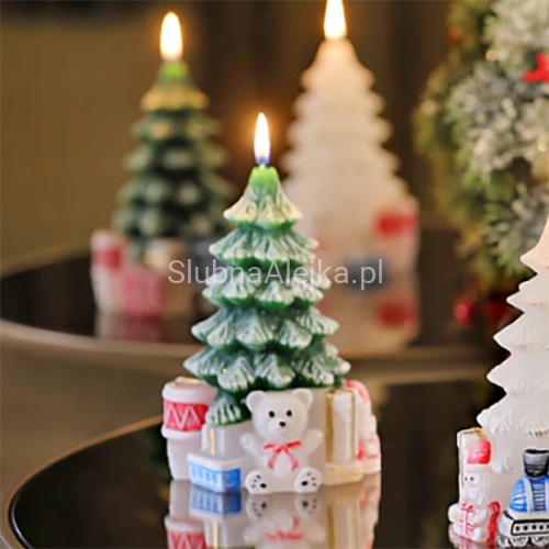 swieca-choinka-xmas-with-gifts-zielona.jpg