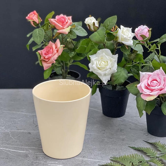 oslonka na doniczke storczyjówka jasnobrzoskwiniowa 15cm.jpg