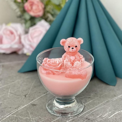 świeca zapachowa mis w pucharku rozowy.jpg