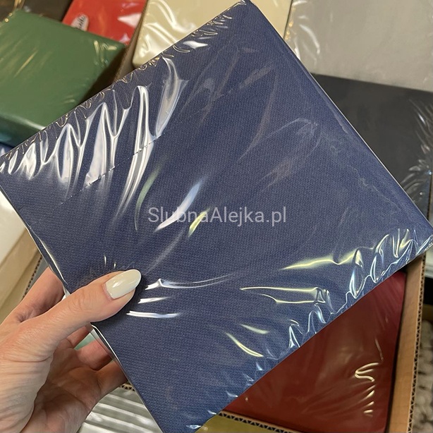 serwetki softpoint tissue granatowe 50 szt.1.jpg