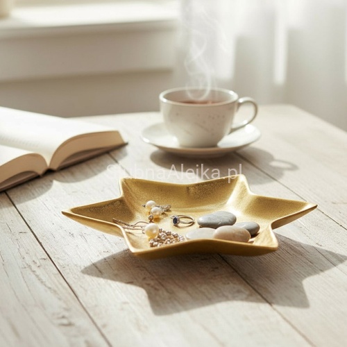 Patera Świąteczna Metalowa Gwiazdka Złota 26 cm 2.jpg