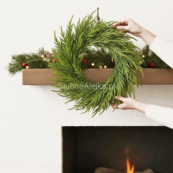 wianek swiateczny swierk zielony drobny.60.jpg