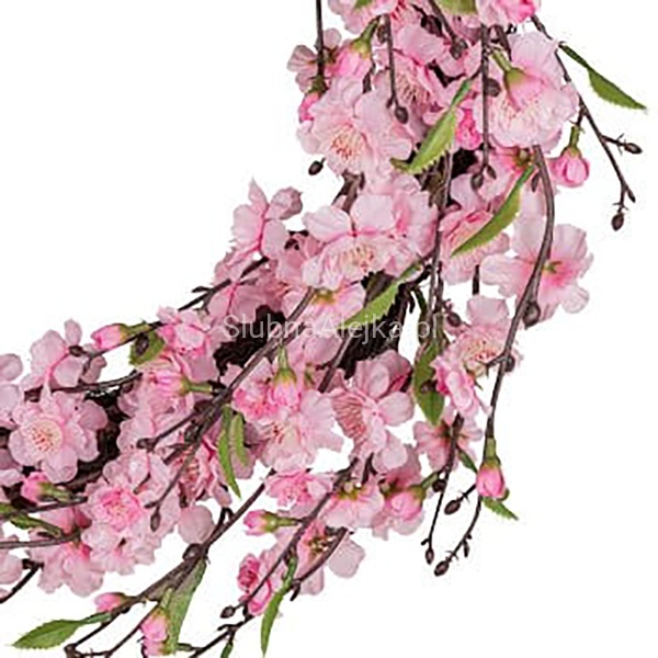 WIANEK DEKORACYJNY Z KWIATOW WISNI.jpg