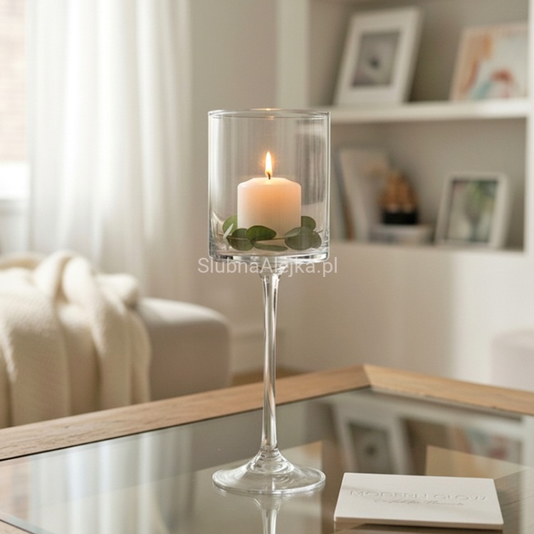swiecznik szklany na nodze weselny fi12.jpg