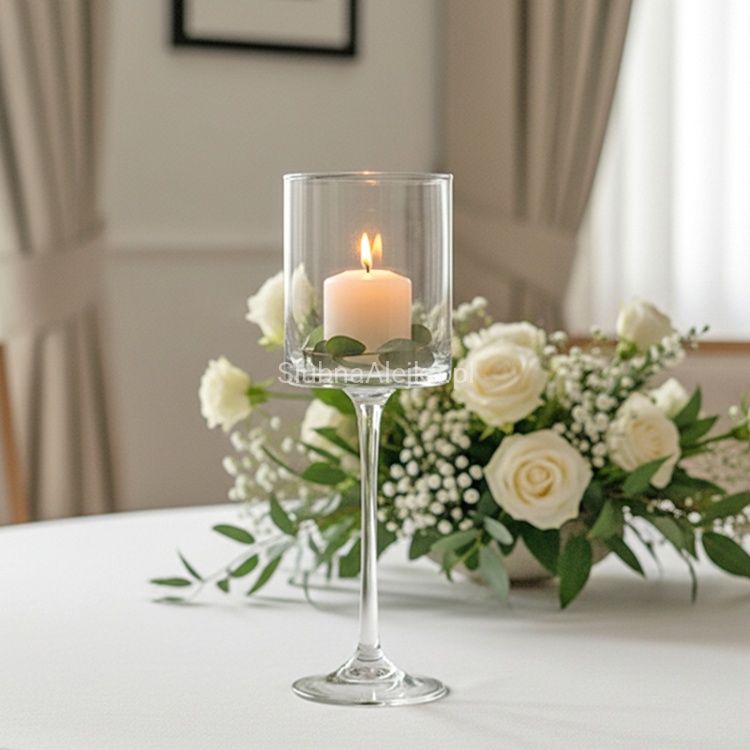 swiecznik szklany na nodze weselny fi12.2.jpg