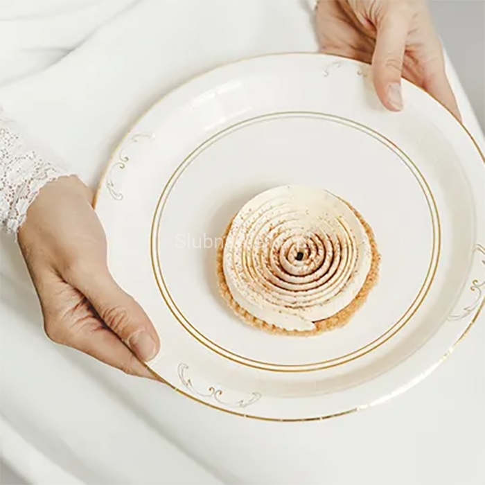 Talerzyki Białe ze złotym ornamentem slub komunia.3.jpg