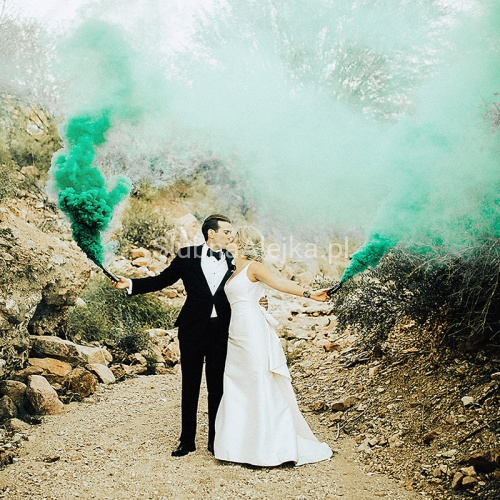 race dymne smoke bomb zielony.jpg