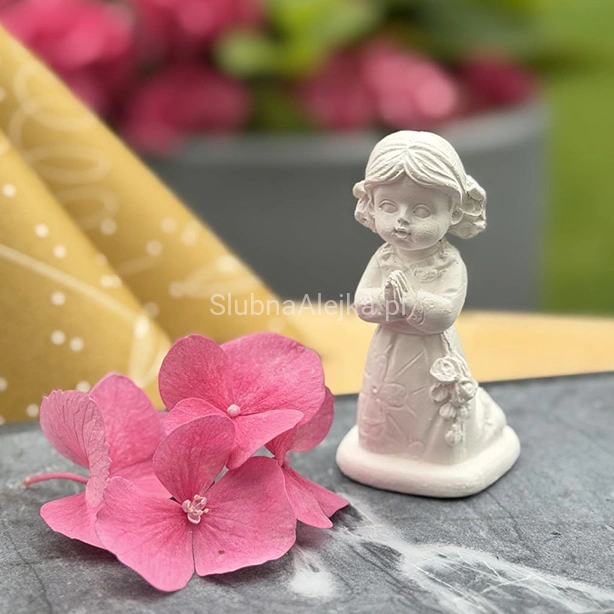 Aniołek Komunijny Dziewczynka Mała 8 cm.jpg