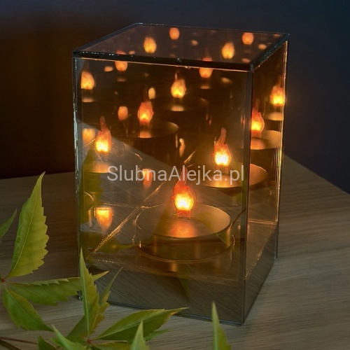 lampion lustrzany 3 d ruchomy plomien.jpg