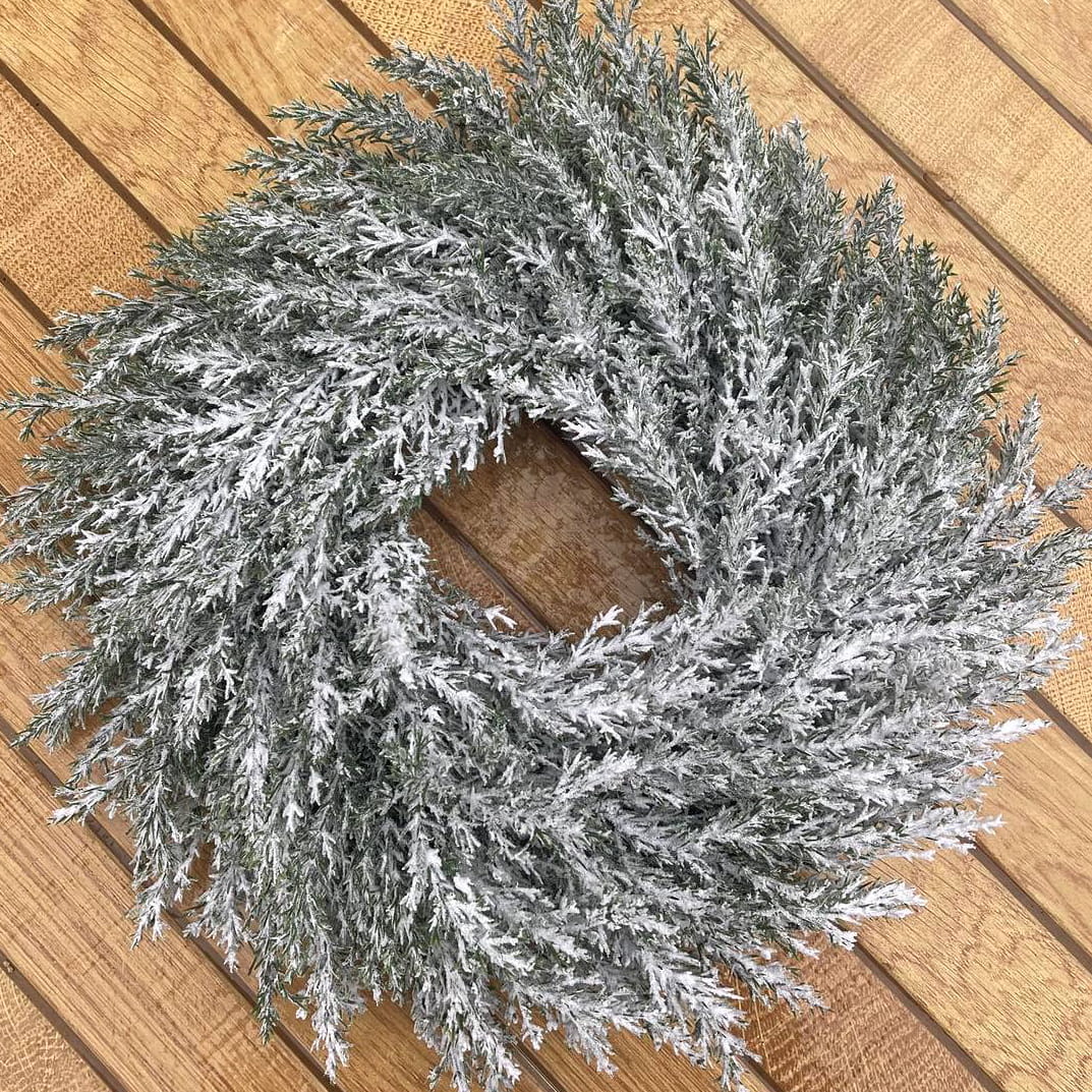 Wianek Świąteczny Tuja Lekko Śnieżona φ 35 cm