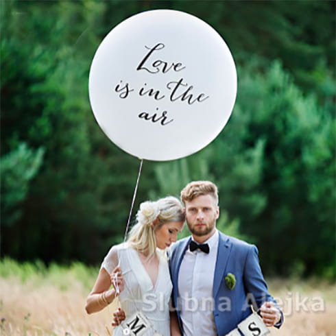 Balon Weselny Gigant Love is in the Air Czarny Napis 1m